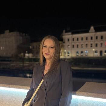 Babysitter in Oradea: Teodora