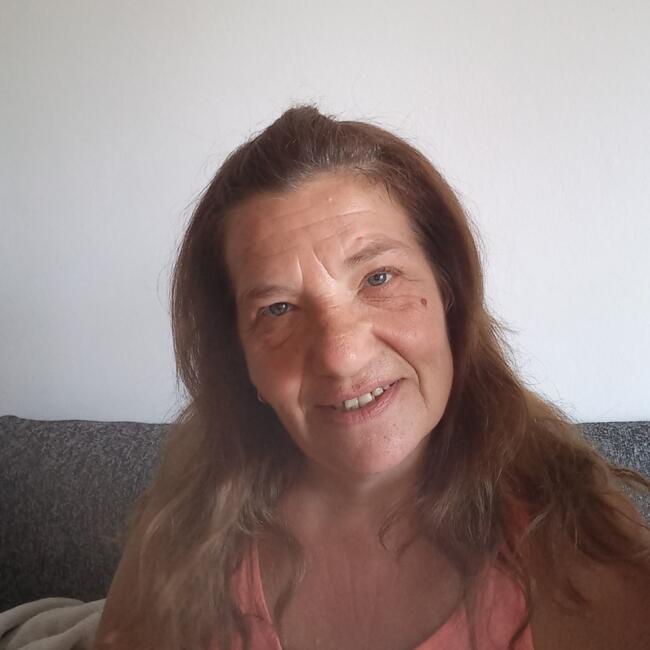 Babysitter in Gobernador Gálvez: Nora