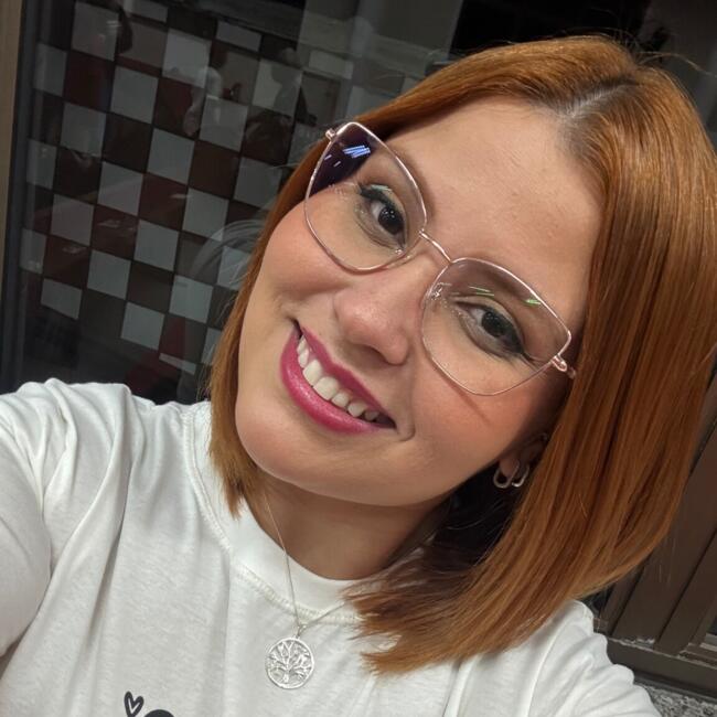 Babá em Nova Iguaçu: Laryssa