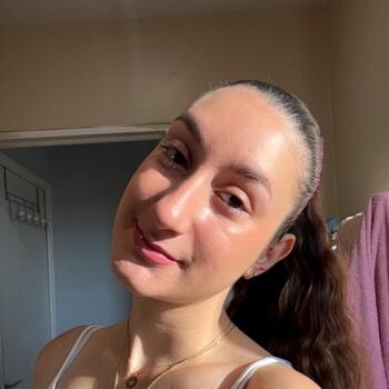 Babysitter in Luzy: Emma