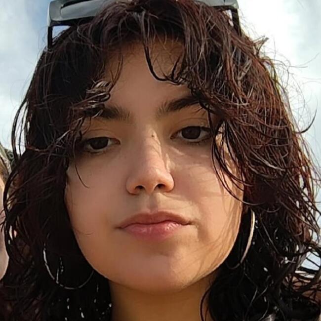 Babysitter in Montevideo: Oriana Samira