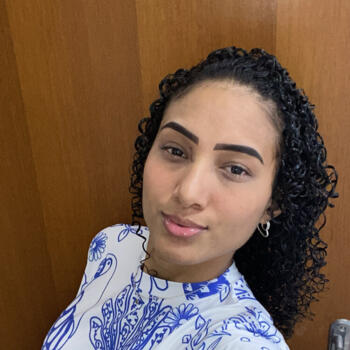 Babysitter in Sinop: Kalliny Crisley