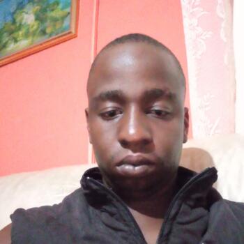 Babysitter in Kokstad: Unathi