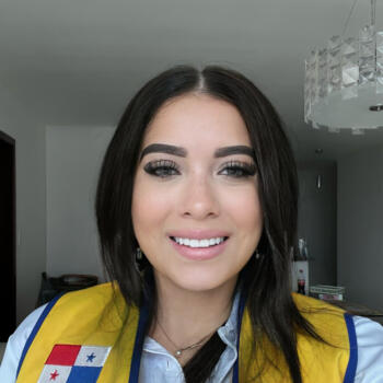 Babysitter in Panama City: Celia