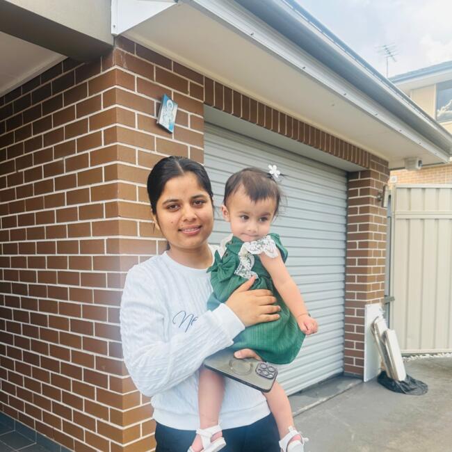 Babysitter in Sydney: Ramanpreet
