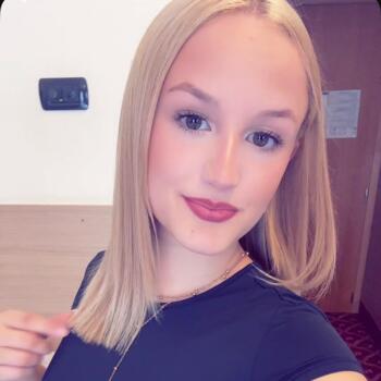 Babysitter in Limburg: Kacy