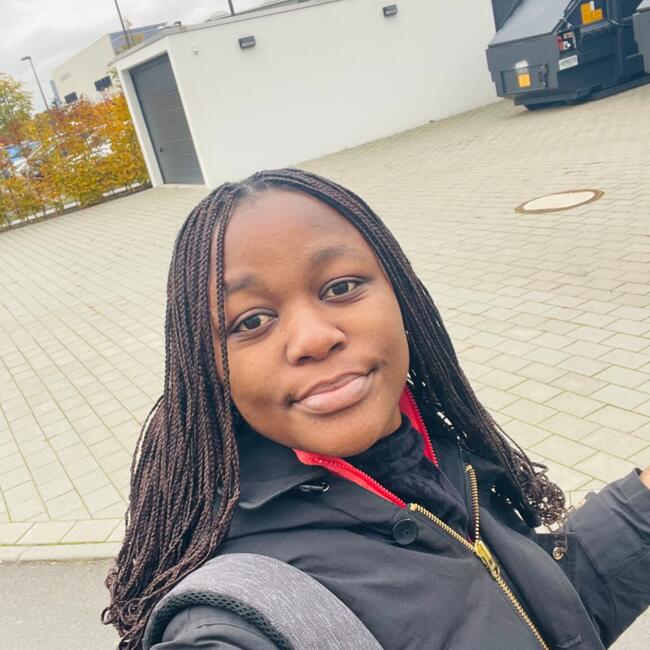 Babysitter in Giessen: Julian Luyombya
