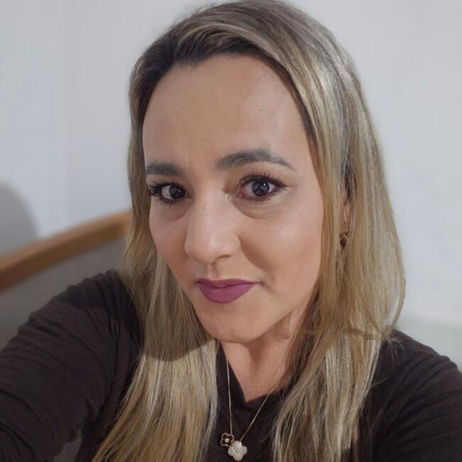 Babá em São José dos Campos: Letícia