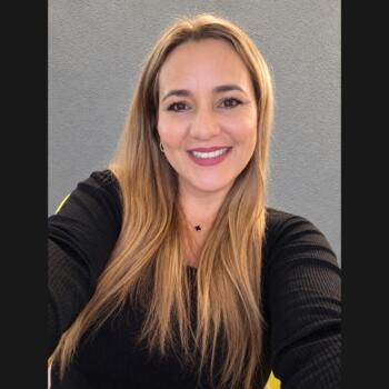 Babysitter São José dos Campos: Letícia