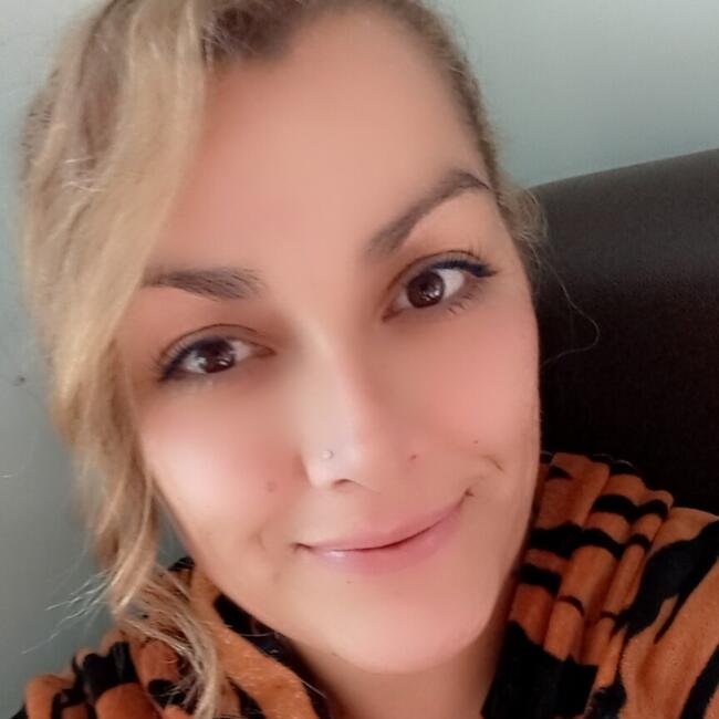 Babysitter in Chimbas: Lorena