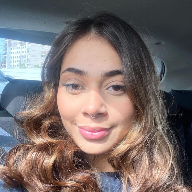 Babysitter in São Paulo: Daniela
