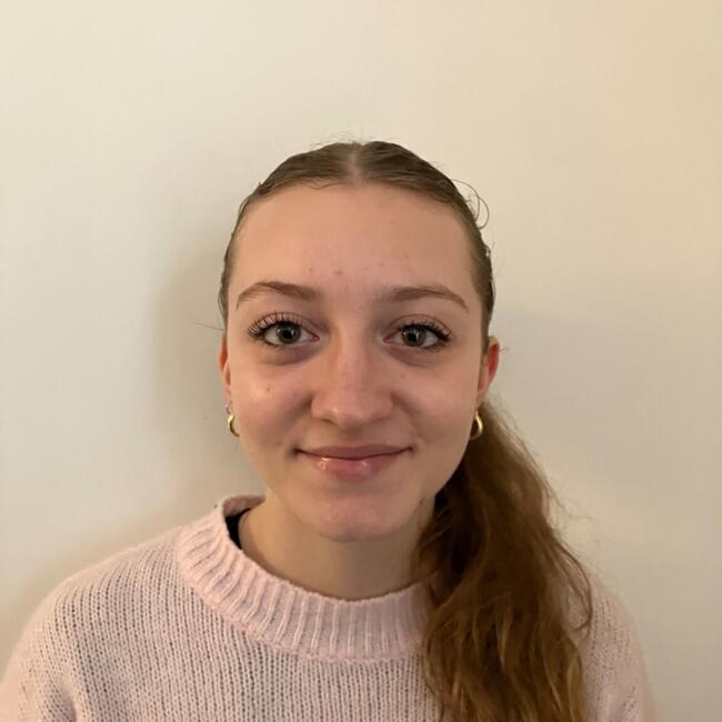 Babysitter in Saint-Étienne: Maelys