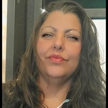 Babysitter Goiânia: Adriana