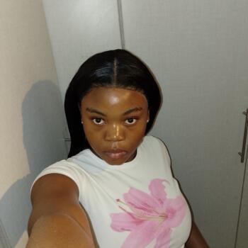 Babysitter Soweto: Zandile