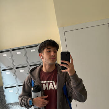 Babysitter in León: Hugo