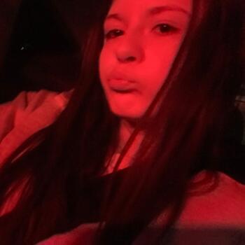 Babysitter in Leeds: Nikola