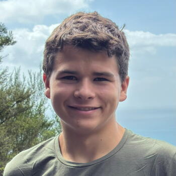 Babysitter in Auckland: Manuel