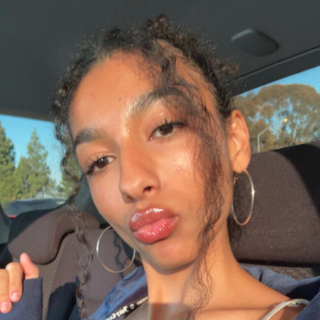 Babysitter in Santa Monica: Isabella