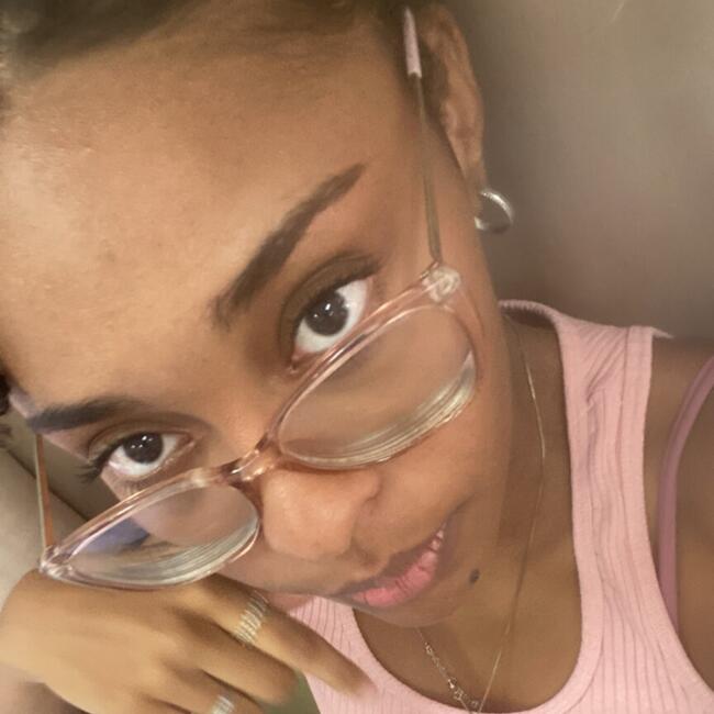 Babysitter in Salto Grande (São Paulo): Isis Sánchez