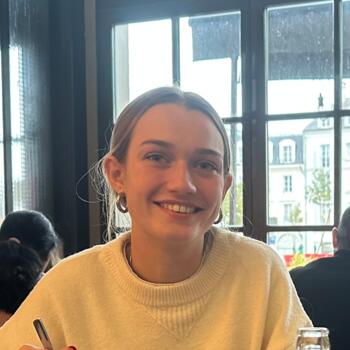 Babysitter Marest-sur-Matz: Camille
