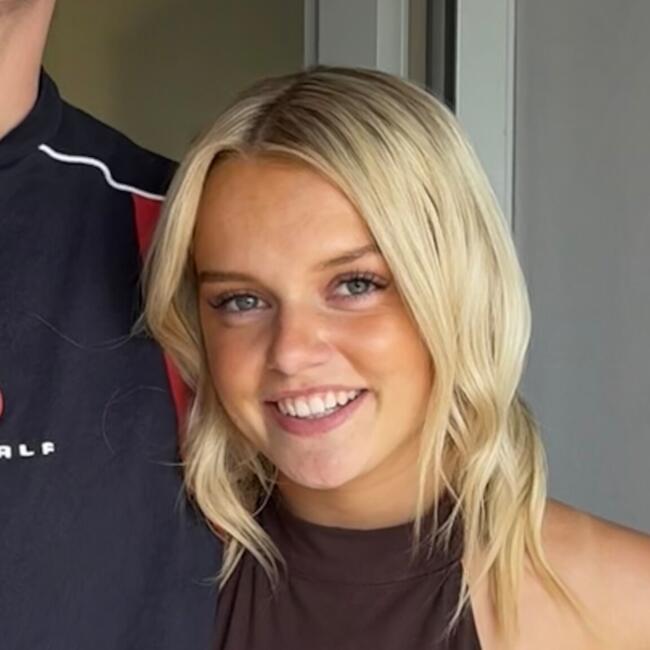 Babysitter in Palmerston North: Ella