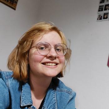 Baby-sitter in Saint-Quentin: Amandine