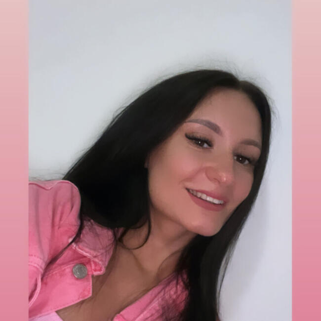 Bébiszitter Szekszárd területén: Kitti