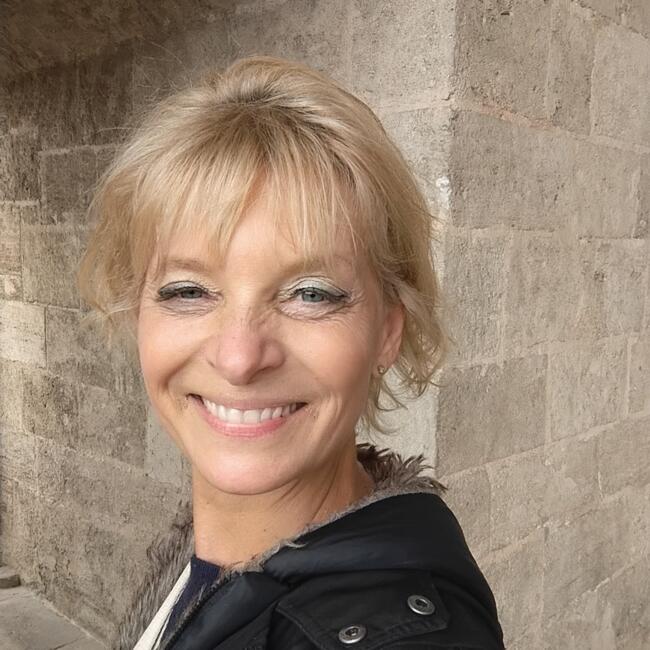 Babysitter in Florence: Emanuela