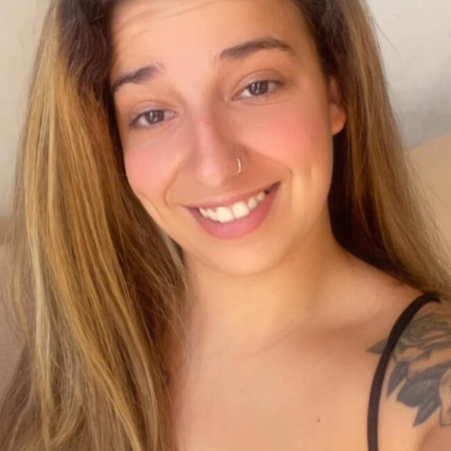 Trabalho de babysitting em Belas: Sara