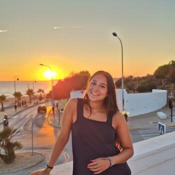 Baby-sitter in León: Yaiza