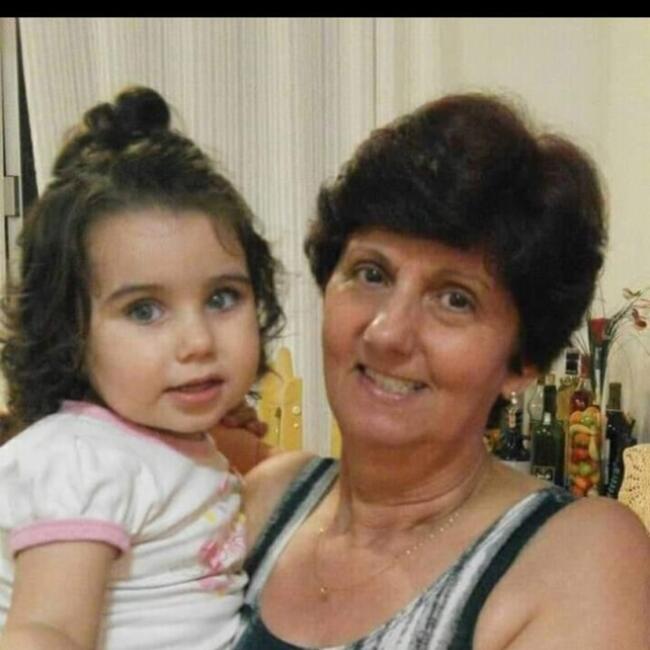 Babysitting job in Joinville: Akano