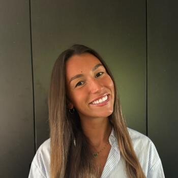 Babysitter in Anglet: Luna