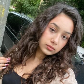 Babysitter Bacau: Lavinia