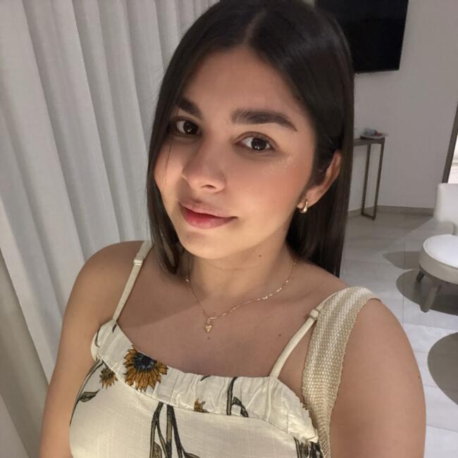 Babysitting job in Medellín: Maria Alejandra