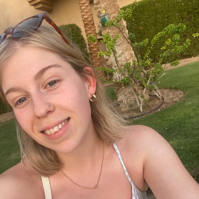 Babysitter in Bornem: Yana