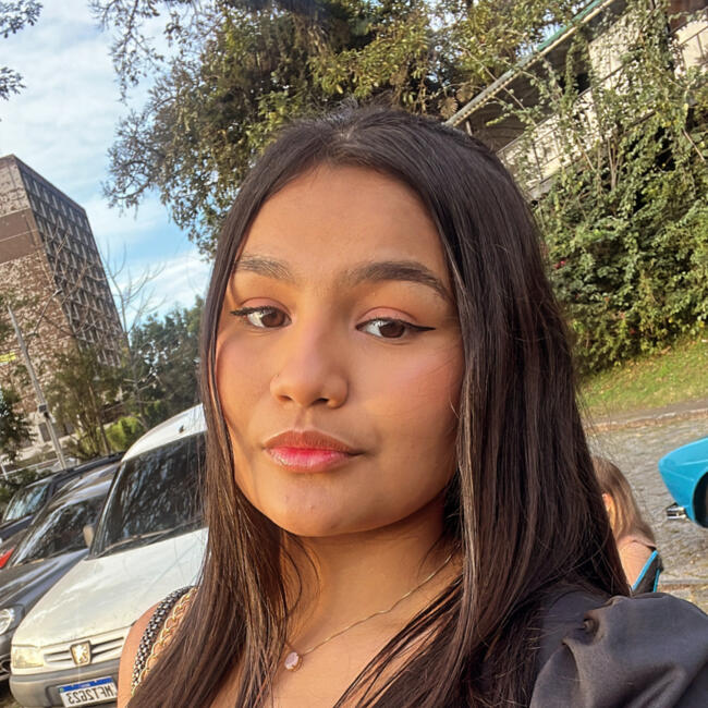 Babysitter in Blumenau: Izabella