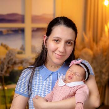 Emprego de babá em Itajaí: Natana