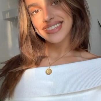 Babysitter in Saint-Denis: Aziza