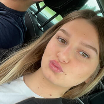 Babysitter in Pernes-les-Fontaines: Noemie