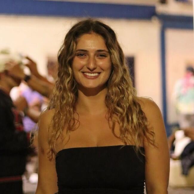 Babysitter in Oeiras: Catarina