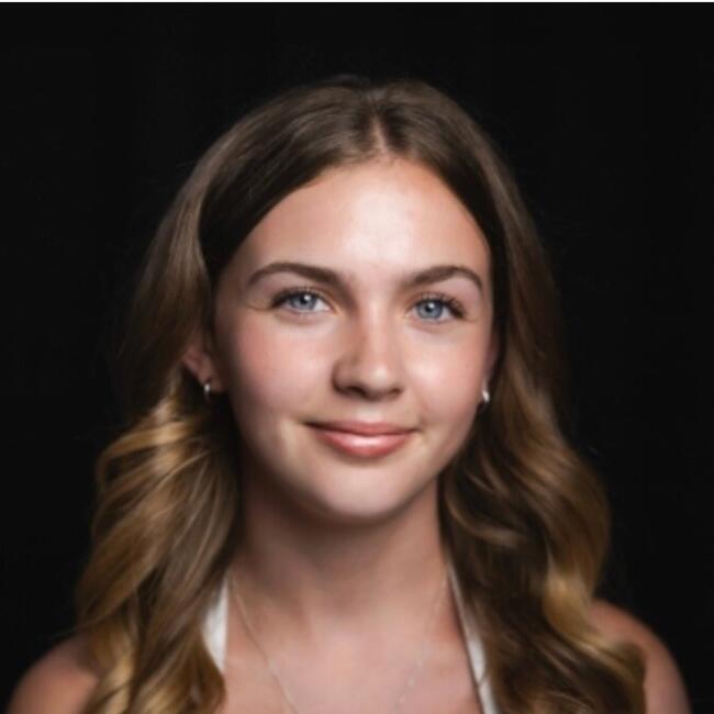 Babysitter in Camden West: Hannah