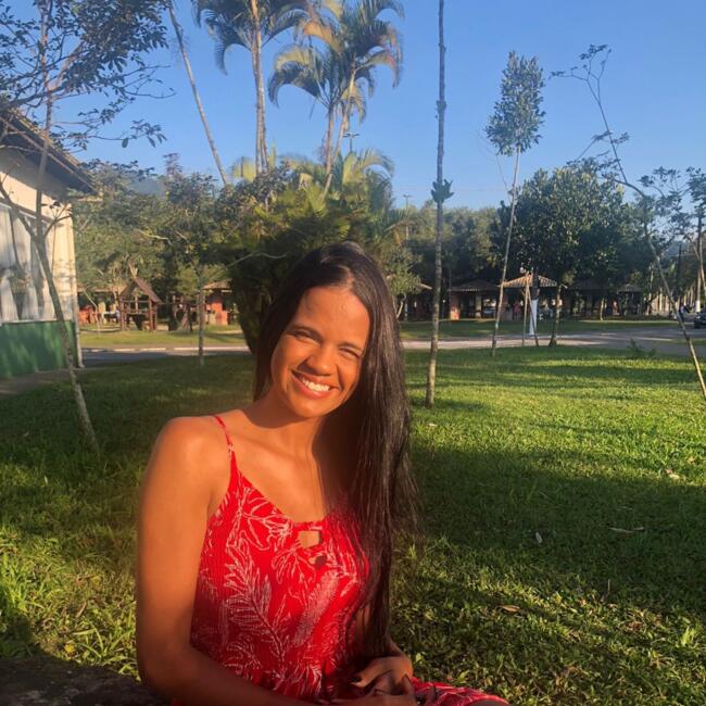 Babysitter in Praia Grande: Danielle Rosa