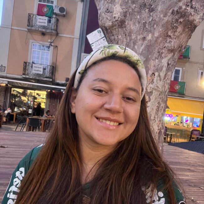 Babysitter in Amadora: Giovana
