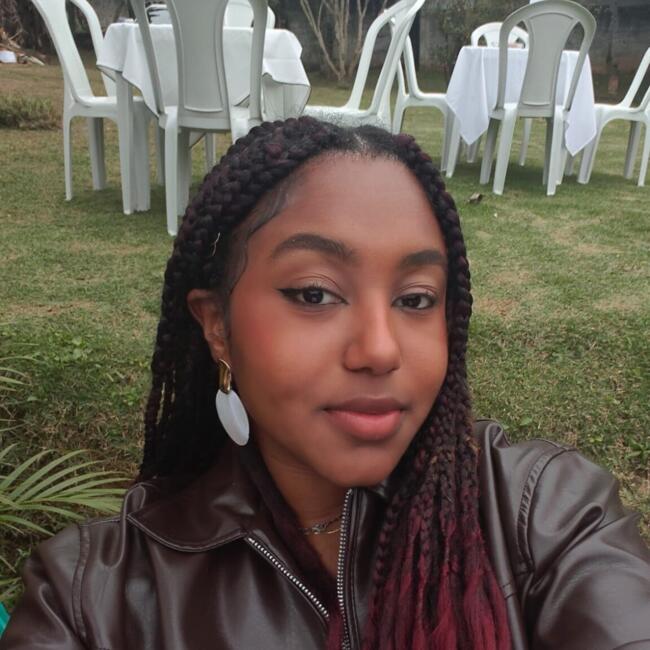 Babá em Colombo: Raissa