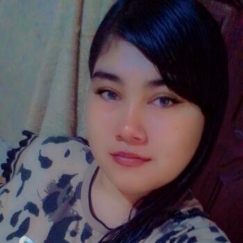 Babysitter in Santa Cruz: Yana