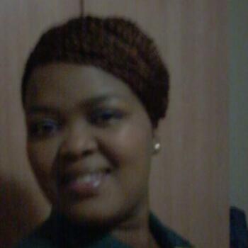 Babysitter Akasia: Thandeka