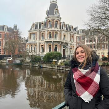 Babysitter in El Vendrell: Paula