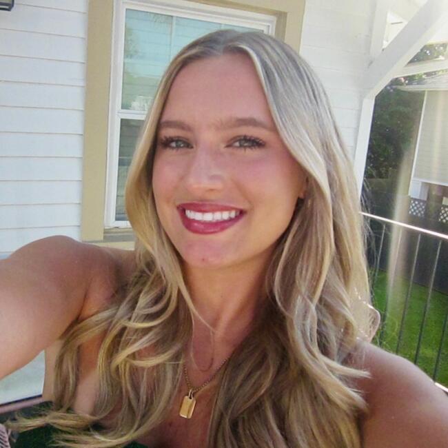 Babysitter in New Orleans: Brianna