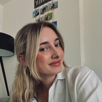 Babysitter in Agon-Coutainville: Cassandra