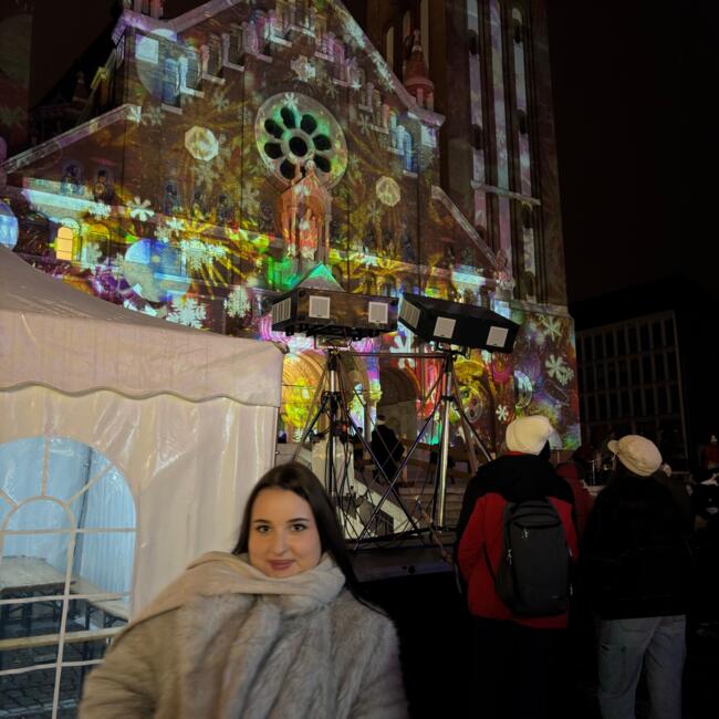 Bébiszitter Szeged területén: Panna